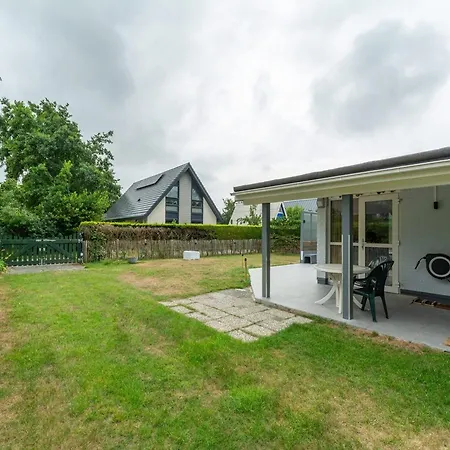 In Sint Maartenszee Holiday home